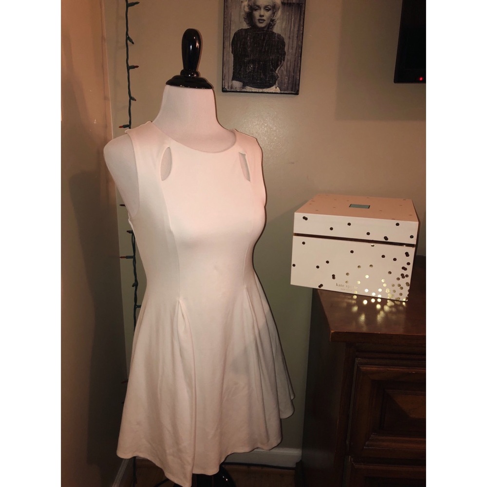 Short petite white dress